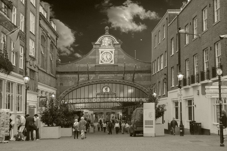 Our Locations cinnamon cafe, Windsor,