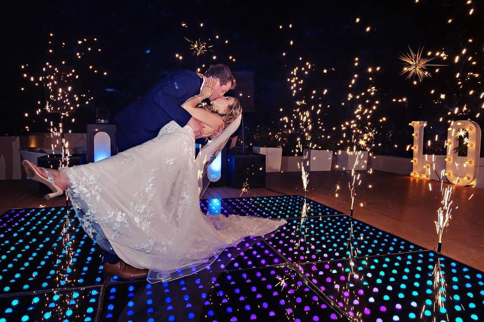 DJ para bodas en Cancun Seleccto DJ Bodas y renta de casino de