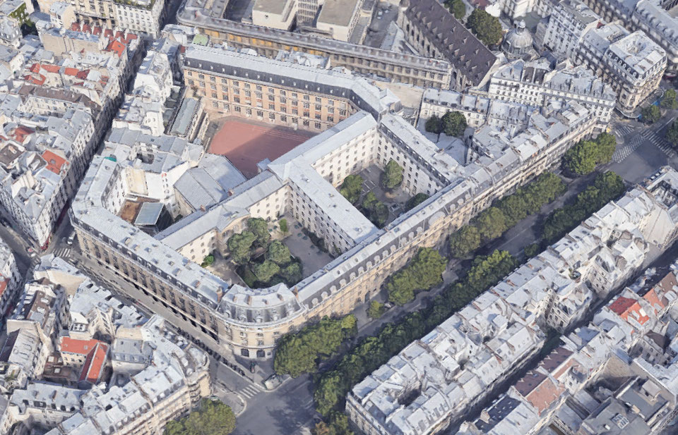 Lycée Saint Louis AGIR POUR LA TRANSMISSION DE L'HISTOIRE DES LYCÉES