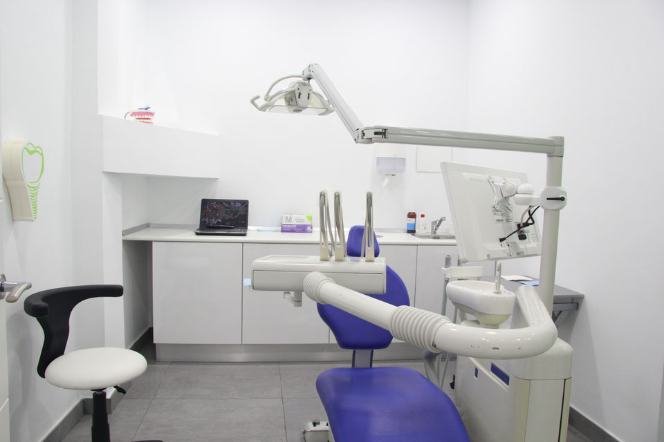 Instalaciones Dentista Armilla Granada Dentista en Armilla, Granada.