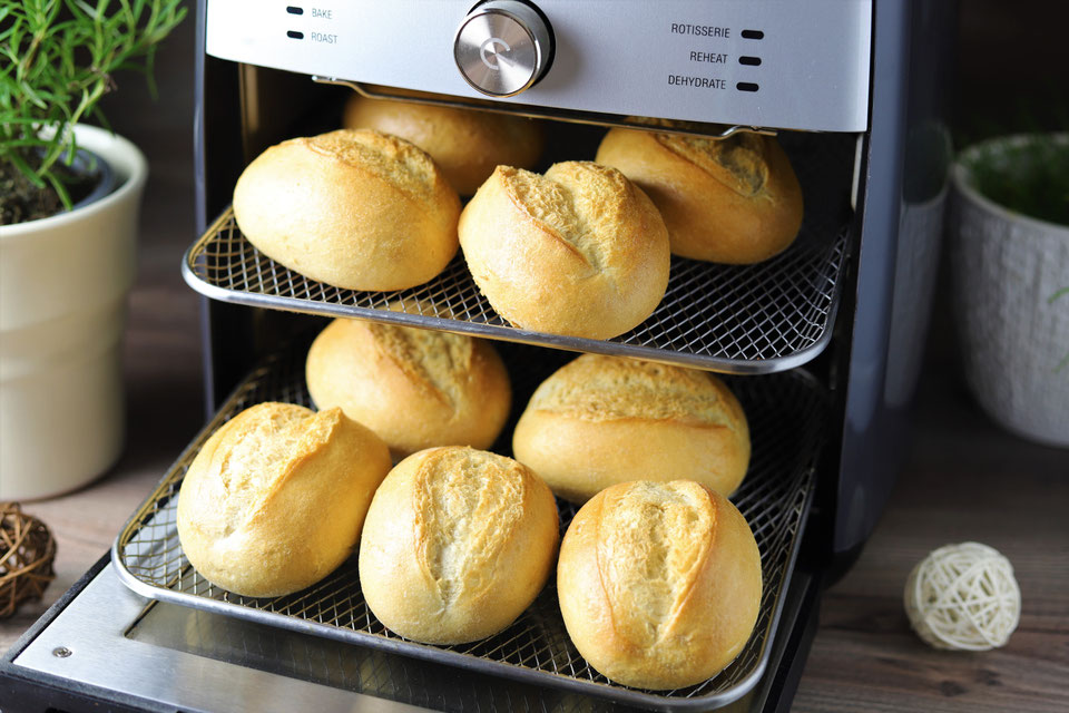 AufbackBrötchen im Deluxe Air Fryer von Pampered Chef® Pampered Chef®