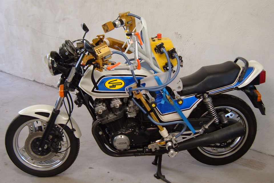 AUTOPILOT SMC2000LC series for Manual and Automatic Transmission 2