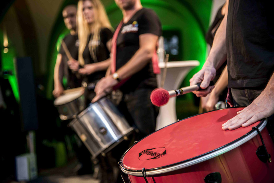 Samba Team-Drumming