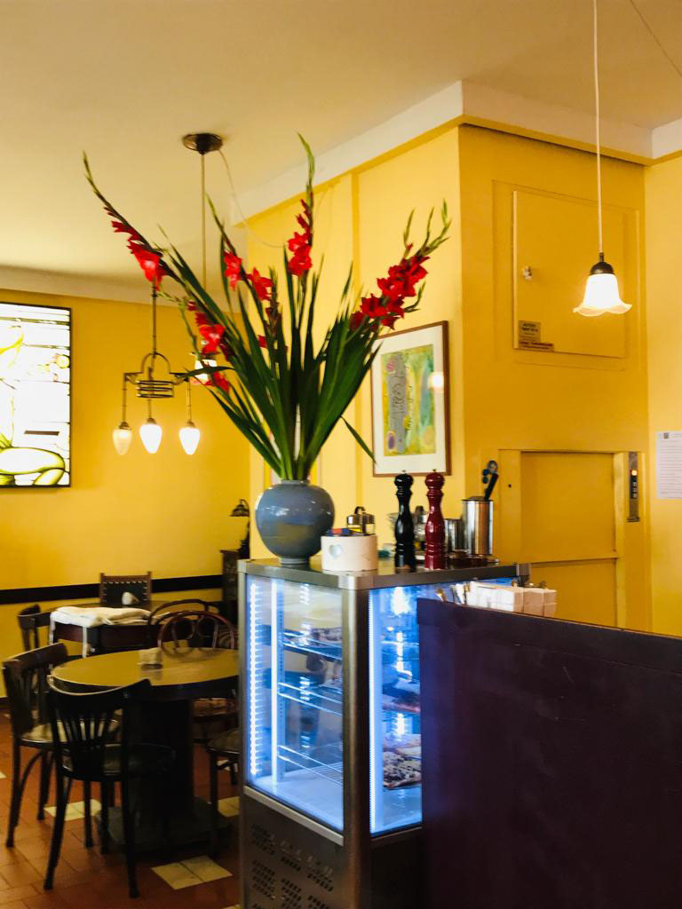Café im Hinterhof - hinterhofcafes Webseite!