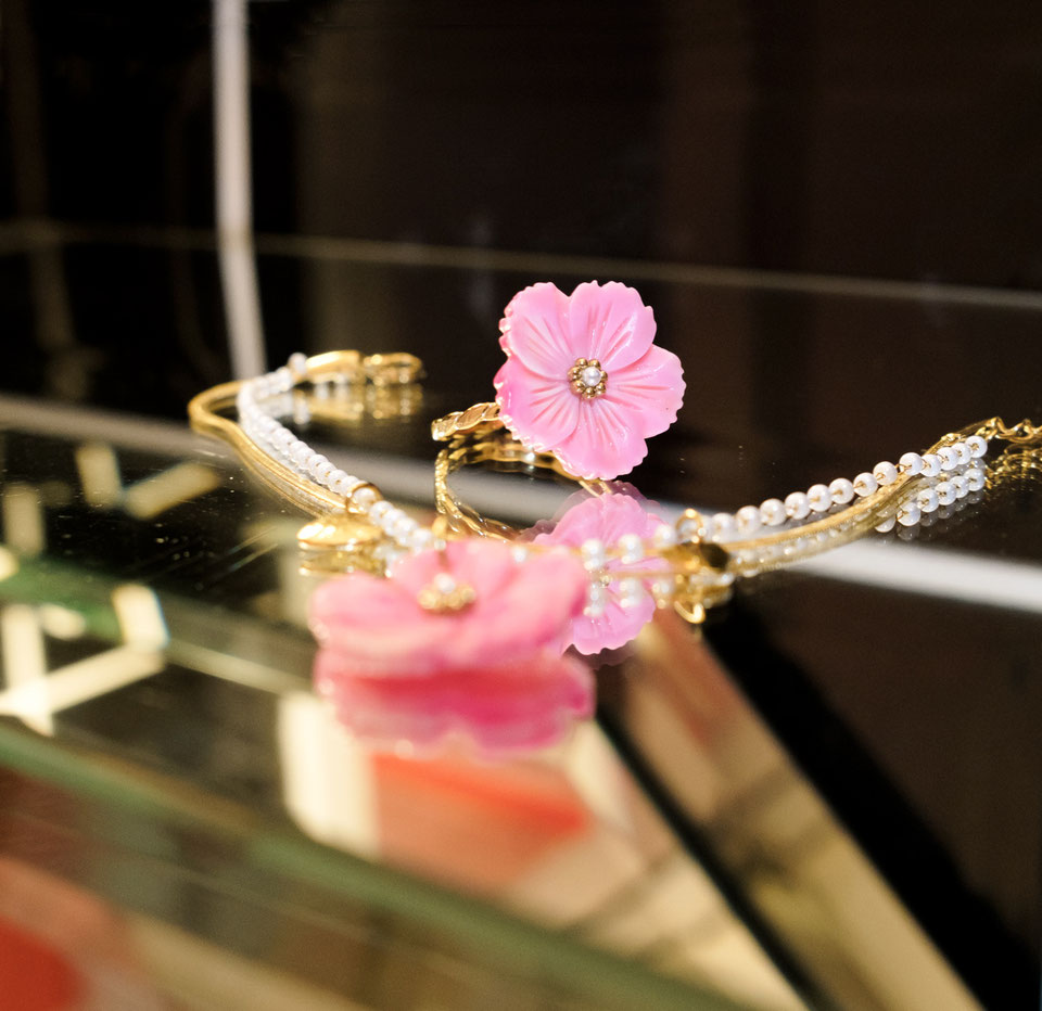 Modeschmuck von My Jewellery ist anders: Dank Premium Edelstahl muss man sich keine Gedanken mehr darum machen, dass der Schmuck den nächsten Urlaub nicht übersteht. Jetzt können Fashion Lover trendy am Strand flanieren, ohne dass der Schmuck schwarz anläuft | Hot Port Life & Style Blog