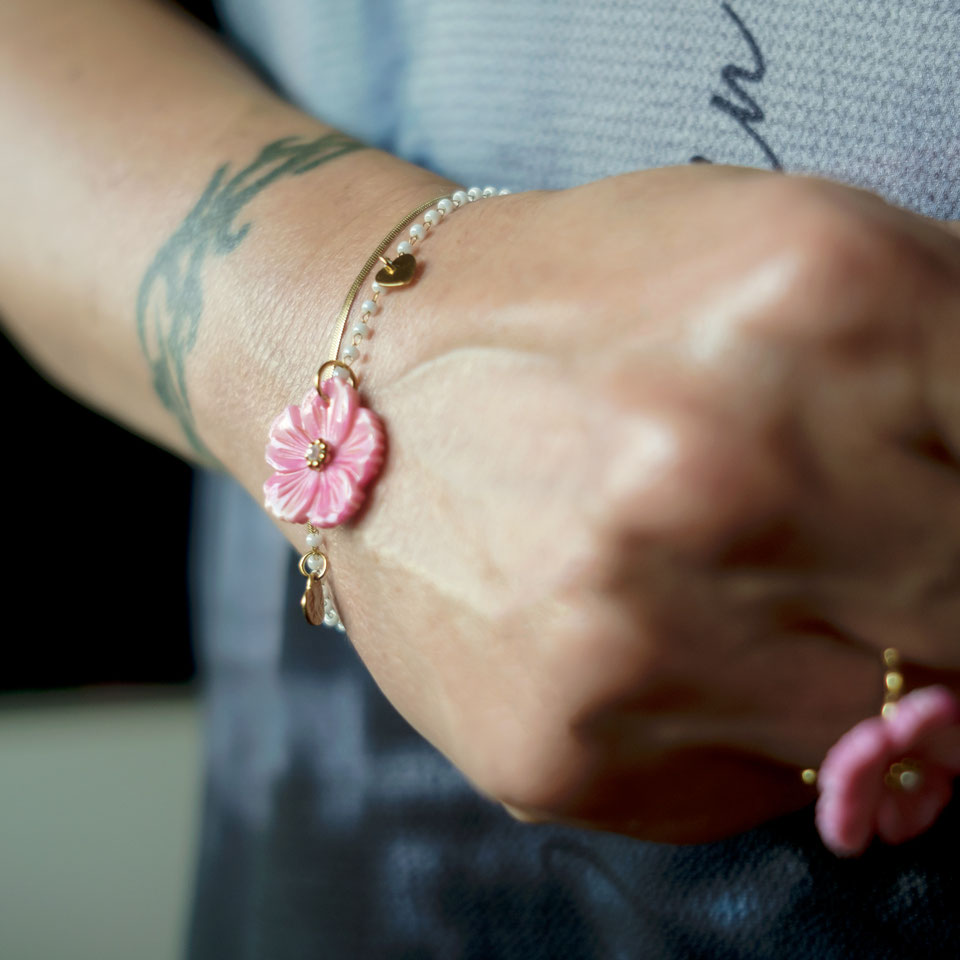 Modeschmuck von My Jewellery ist anders: Dank Premium Edelstahl muss man sich keine Gedanken mehr darum machen, dass der Schmuck den nächsten Urlaub nicht übersteht. Jetzt können Fashion Lover trendy am Strand flanieren, ohne dass der Schmuck schwarz anläuft | Hot Port Life & Style Blog