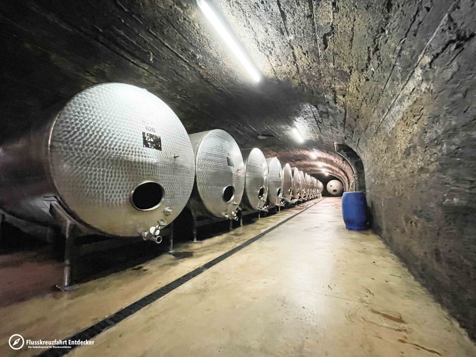 Weingut Wegeler Weinkeller