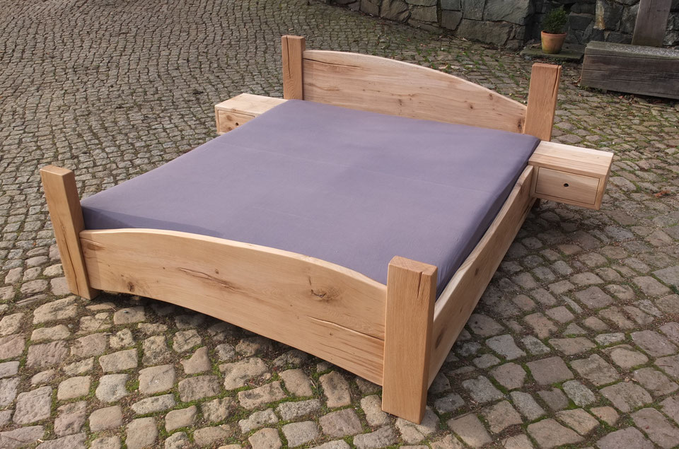 Aktuelles - Wildholzmöbel in natürlicher Eleganz