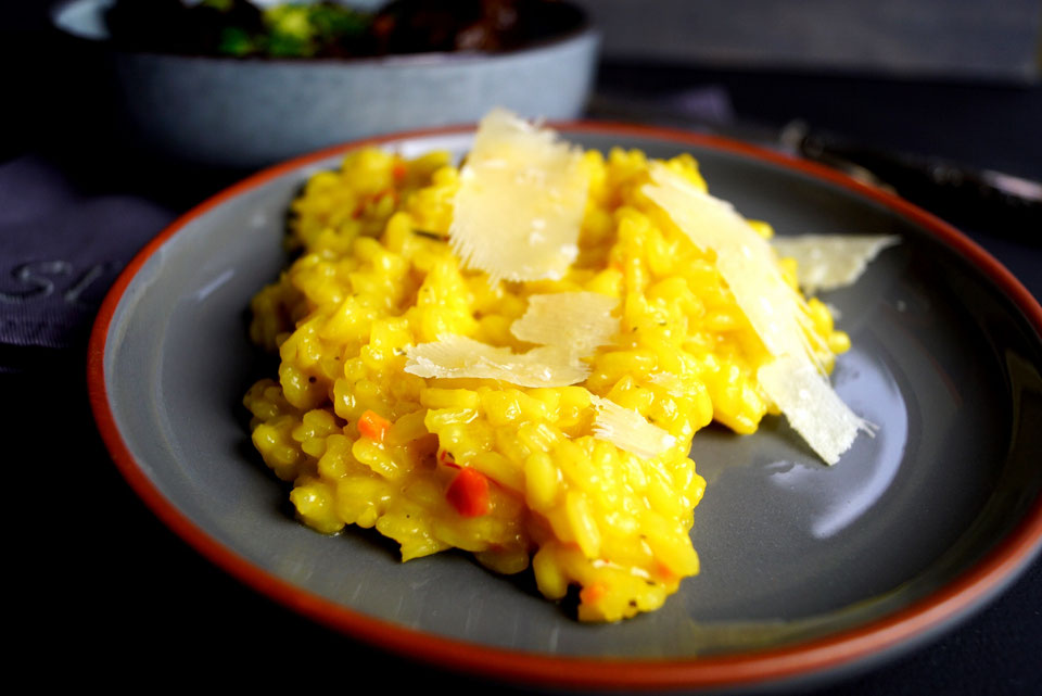Risotto alla Milanese zimtkringel about food