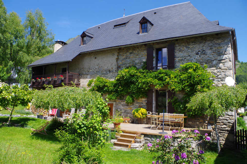 Maison Sempé dans le Val d'Azun - Chambres et Tables d'Hôtes - Arrens Marsous