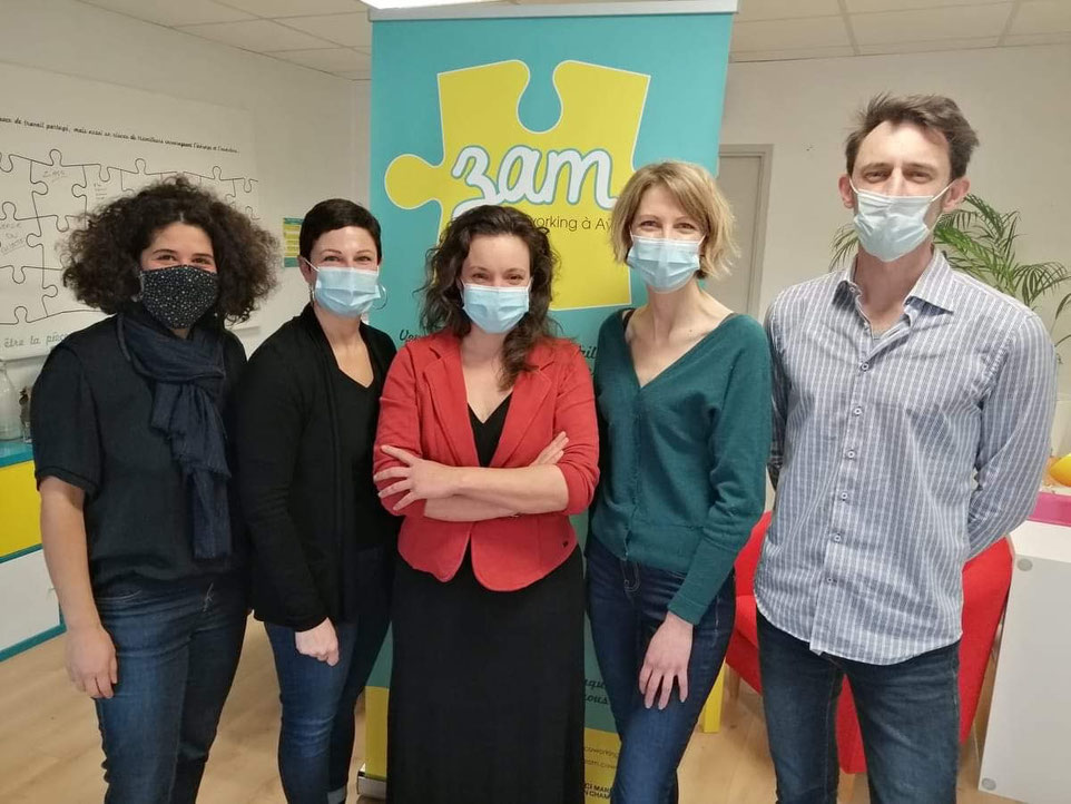 De gauche à droite : Hélène Raza, Jennifer Bellay, Typhen Ferry, présidente, Caroline Payen et Olivier Cez.