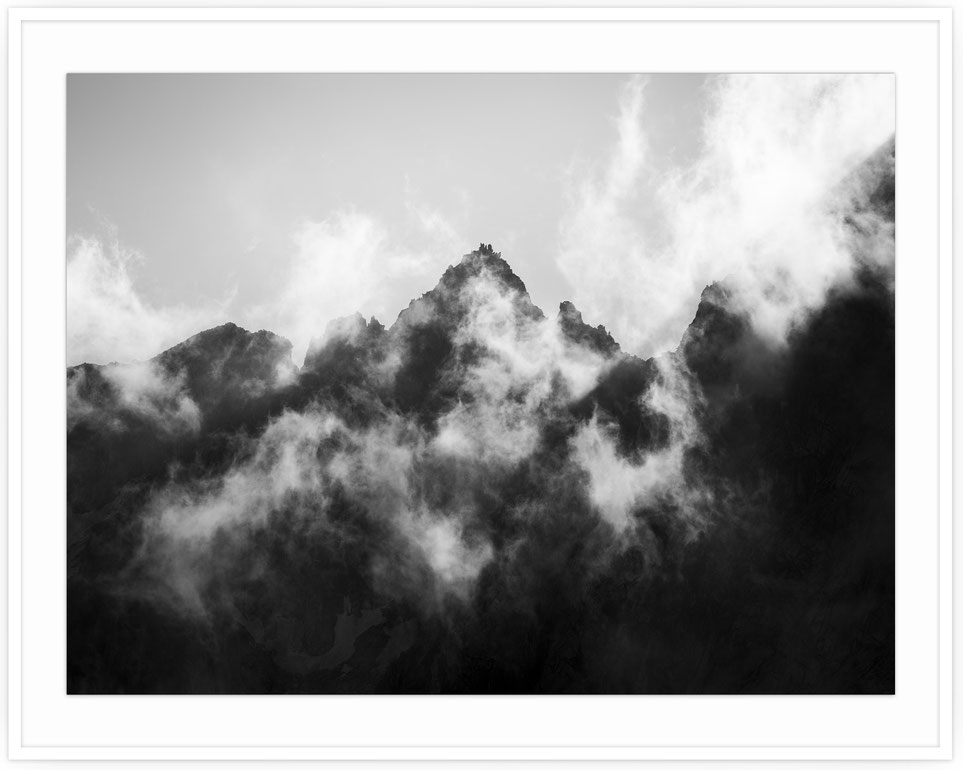 Black and white mountain portrait of Sidelengrat in Uri, Switzerland