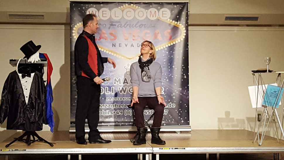 Mentalshow, Mental Show, the, Mentalist, der, Gedankenlesen, begeistert in Heilbronn, Karlsruhe, Pforzheim, Ludwigsburg, Mentalist in Karlsruhe mit seiner Zauberer - Mentalshow auch in Heilbronn, Karlsruhe, Pforzheim, Karlsbad, Remchingen, Durchlach, Bruc