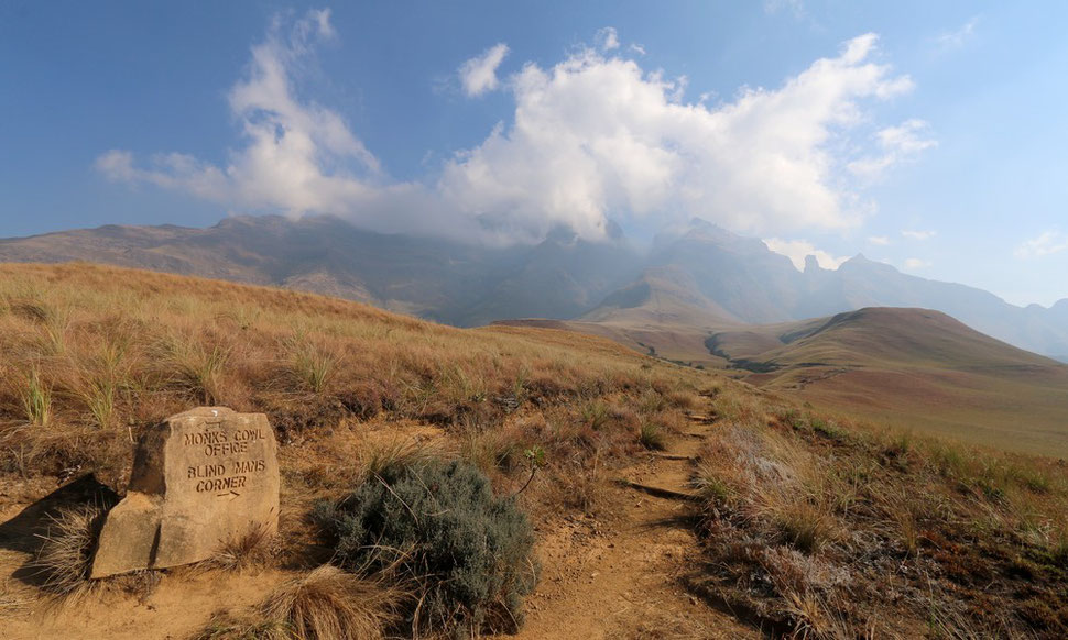 Champagne Castle Valley (Drakensberg)