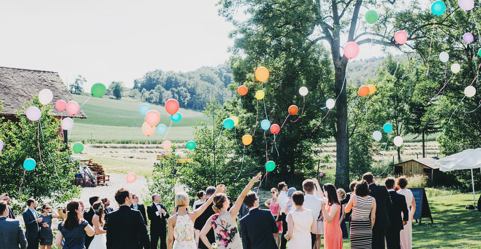 romantische, naturnahe Vintage-Hochzeit nach freier Trauung – Foto von Daniela Porwol