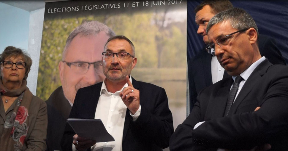 Dominique Moyse, candidat LR/UDI aux élections législatives dans la 5ème circonscription de l'Aisne, inaugure son QG de campagne à Château-Thierry.