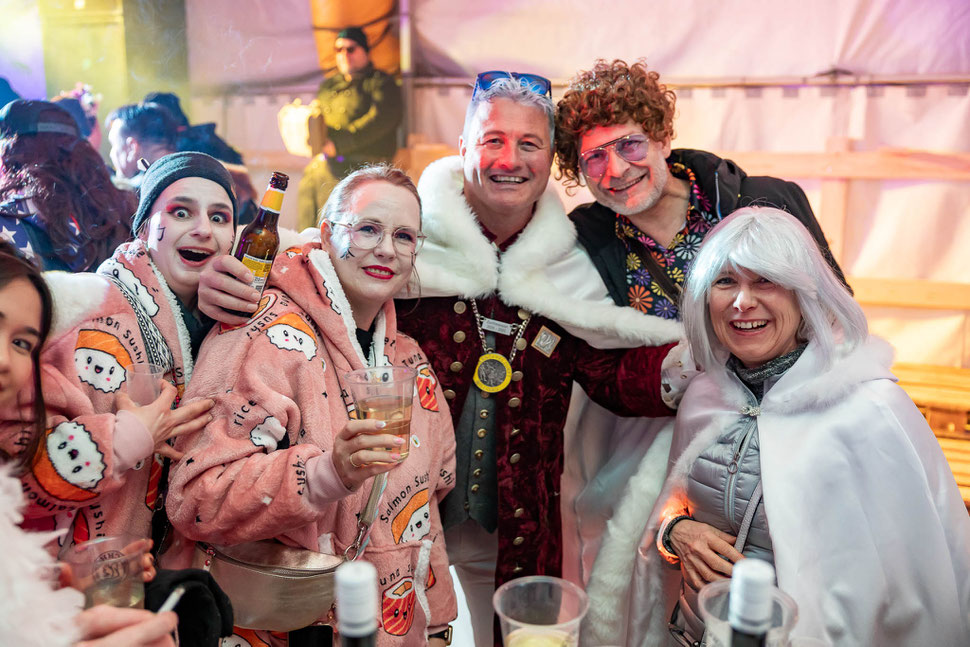 Guuggertreffen der Schlössliruugger Willisau mit 17 Guuggenmusigen