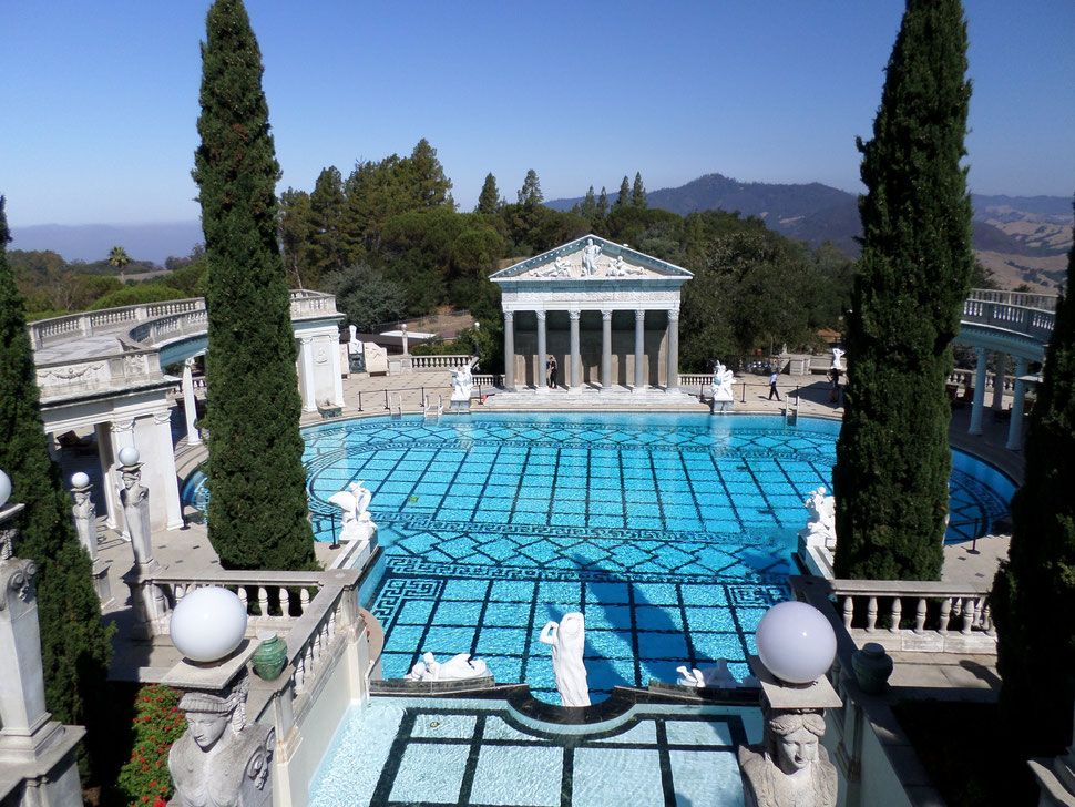 La fabuleuse piscine extérieure où les employés peuvent se baigner une fois par an !