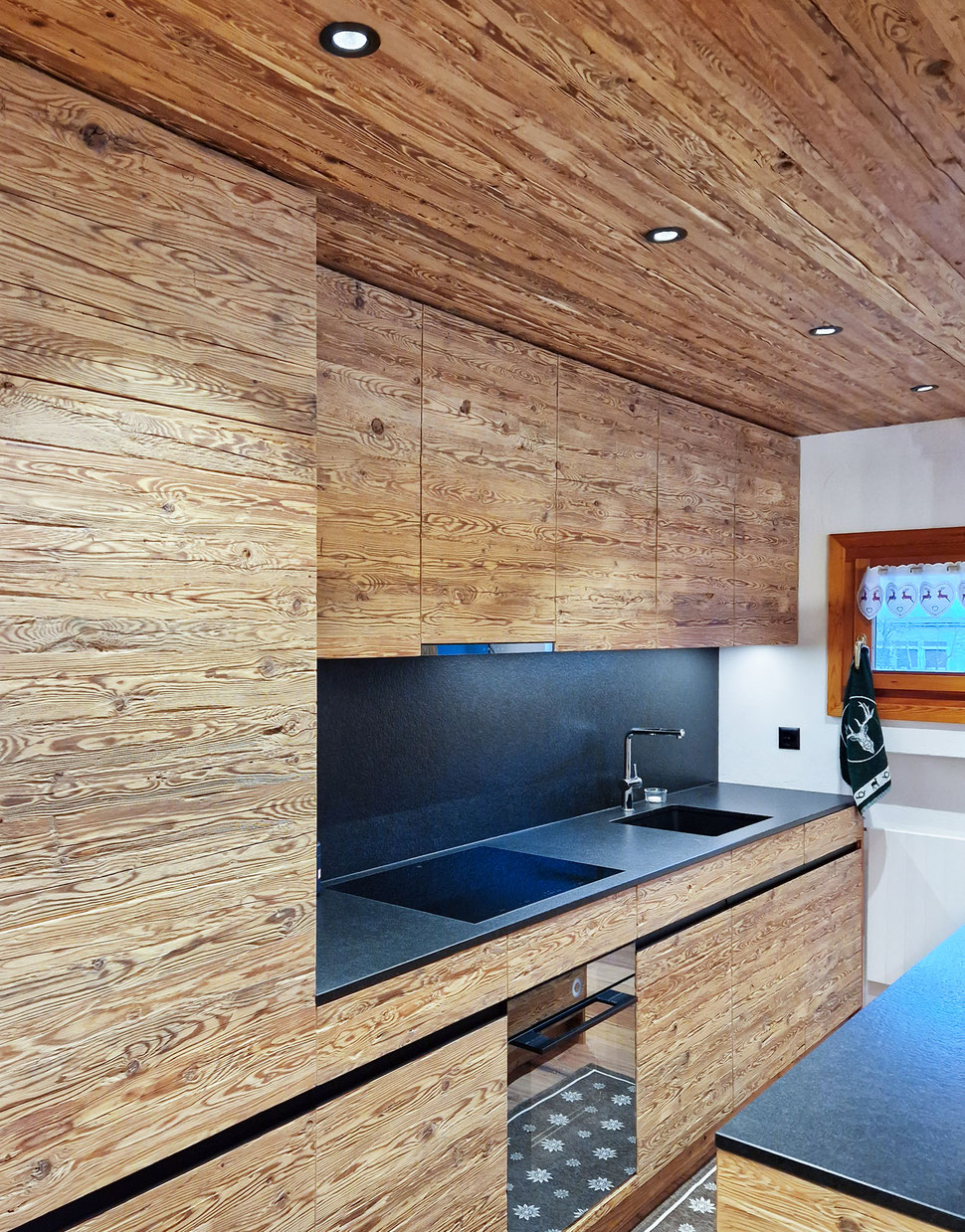 Küche der Schreinerei Bever AG