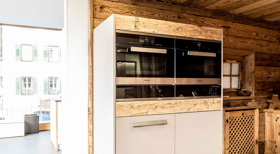 Individuell angefertigte Küchendetails, Schreinerei Bever AG