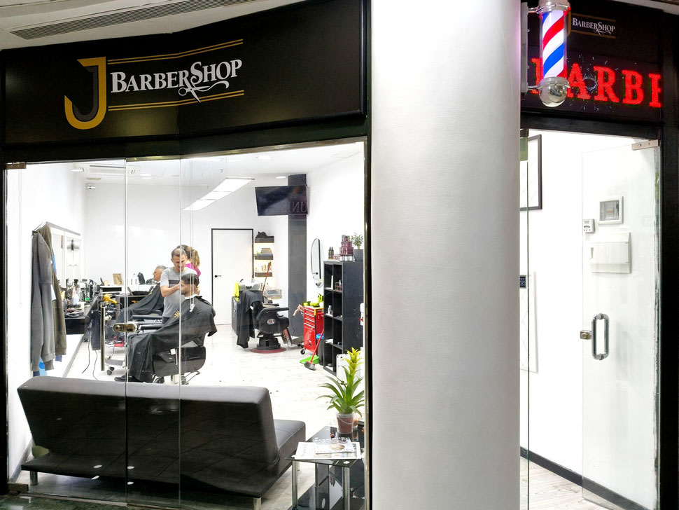 JJ Barbershop in Candelaria.