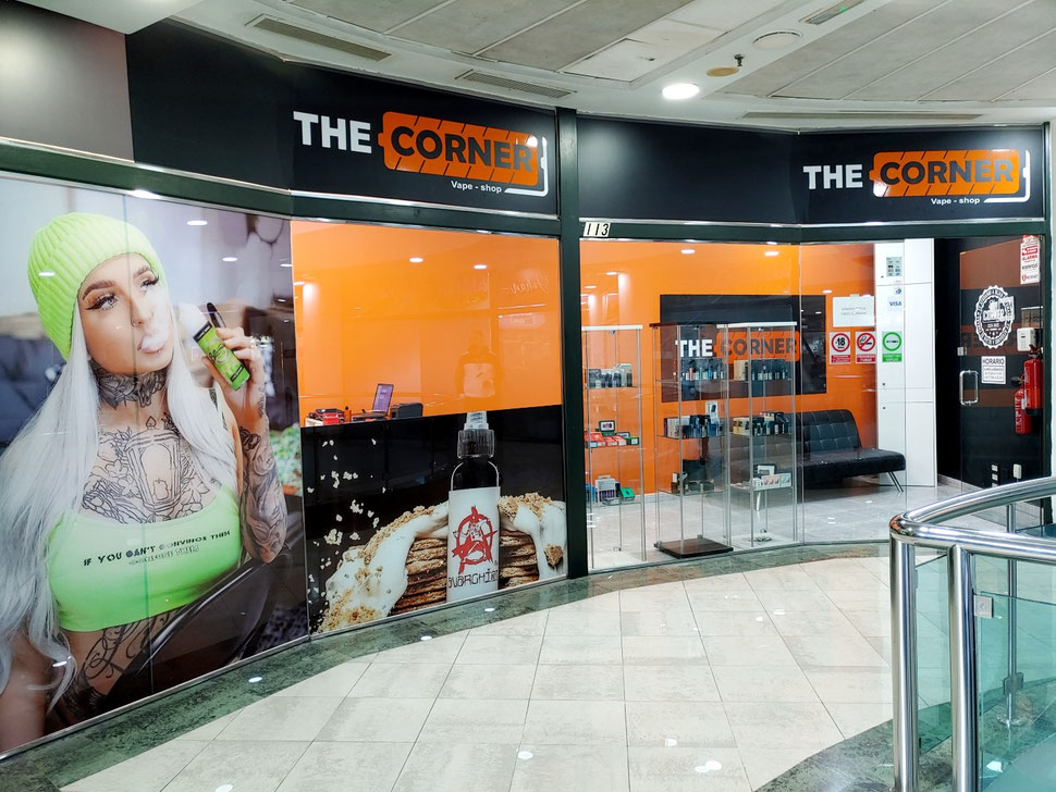 The corner vape shop en Candelaria - Centro Comercial Punta Larga