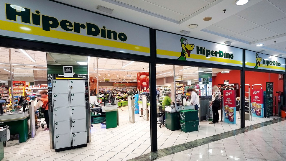 Hiperdino Supermarket in Punta Larga Shopping Center (Candelaria, South Tenerife)