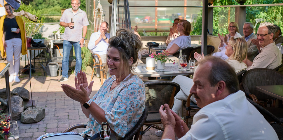 Im Sommer auf der Terrasse