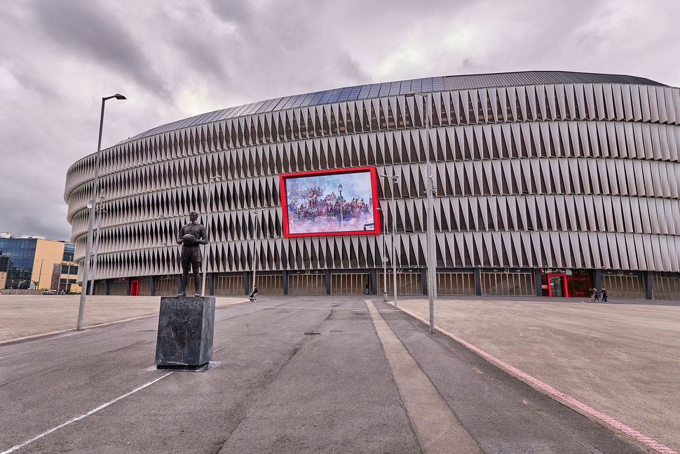 My Perspectives of Structures / Photo No 369  9 mm - 1/500 sec - f/3.2 - ISO 100  Football heroes. I took this photo during a short visit to Bilbao. In 2024, Athletic Bilbao won the Copa del Rey again after 40 years, which was celebrated with a big party.