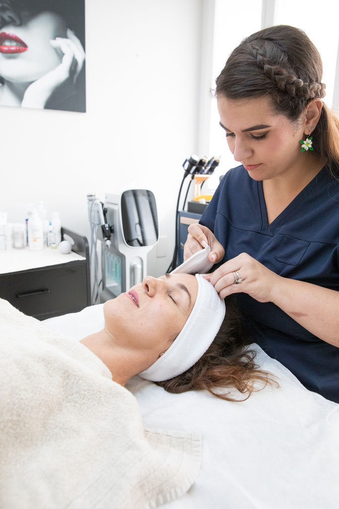 Gesichtsbehandlungen Kosmetik Beauty basel Solutions