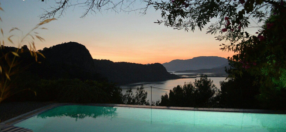 yoga retreat for retreat leaders swimming pool view at sunset