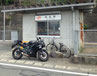 身延線無人駅前で