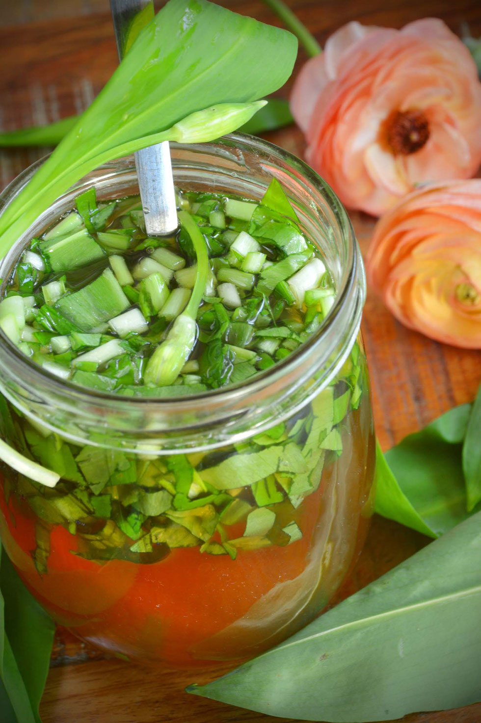 Bärlauch, Frühling, Allium ursinum, Oxymel, Sauerhonig, Allicin, Mineralien, Vitamine, blutreinigend, entgiftend, Honig, Apfelessig, grüne Hexe, Kräuter, Wildkräuter, selber machen, Rezept, Kräuterhexe