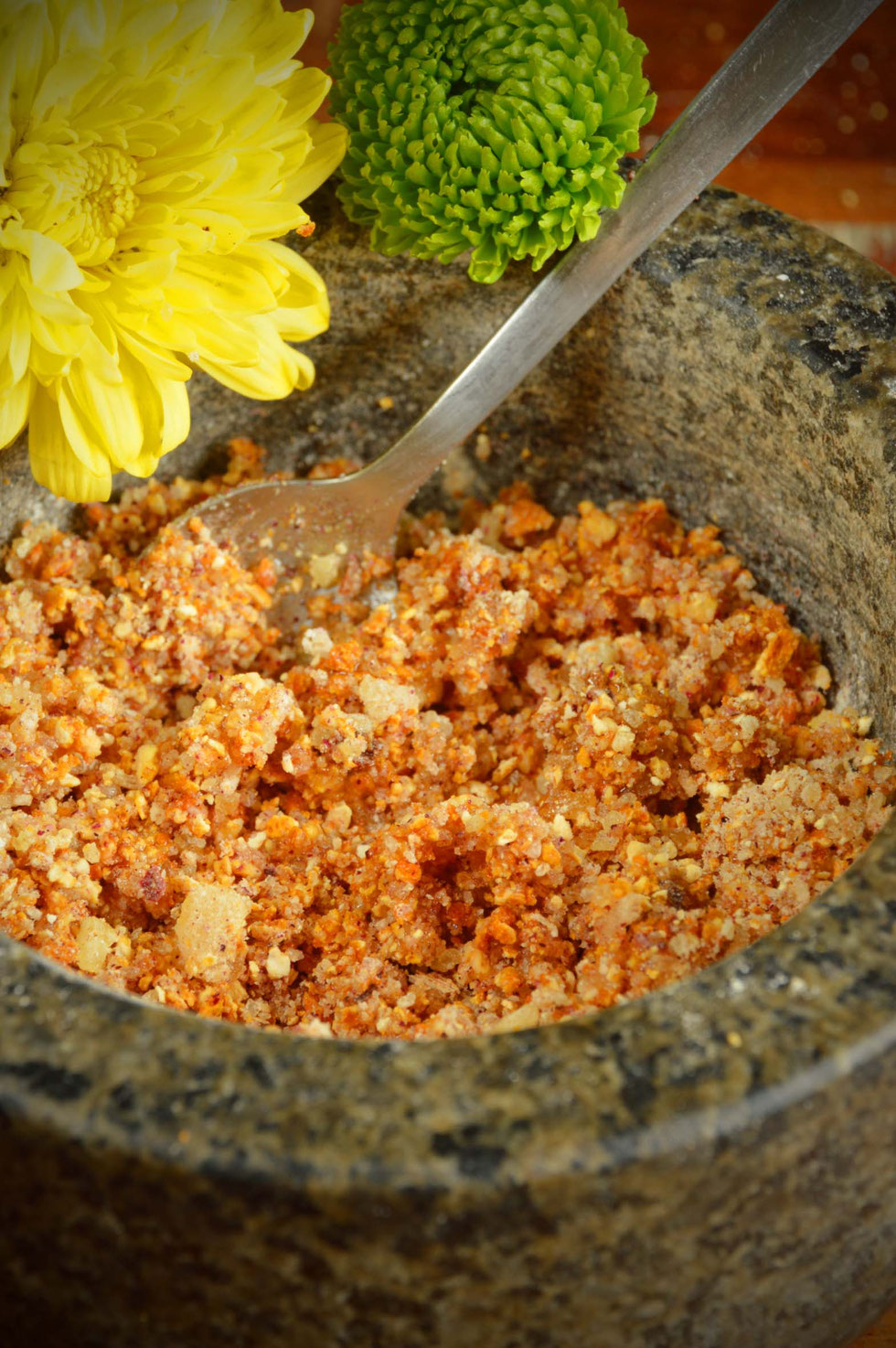 Orangen, Zitrus, lemon, Weihrauch, Orangenweihrauch, selber machen, selbst gemacht, Ritual, Chakren, Solarplexuschakra, Sakralchakra, Räuchern, Räucherwerk, Räucherkegel, Räucherkugeln, Orangenschalen, ätherische Öle, Kräuterhexe, grüne Hexe, Räucherware,