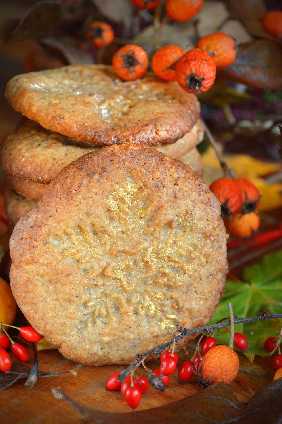 Cookies, Kekse, Haselnuss, Haselnüsse, Tulsi, Orangenschale, Gewürze, Zimt, Kardamom, Weihnachten, Advent, Winter, Heiliges Basilikum, Adaptogen, Backen, Rezept, grüne Hexe, Küchenhexe