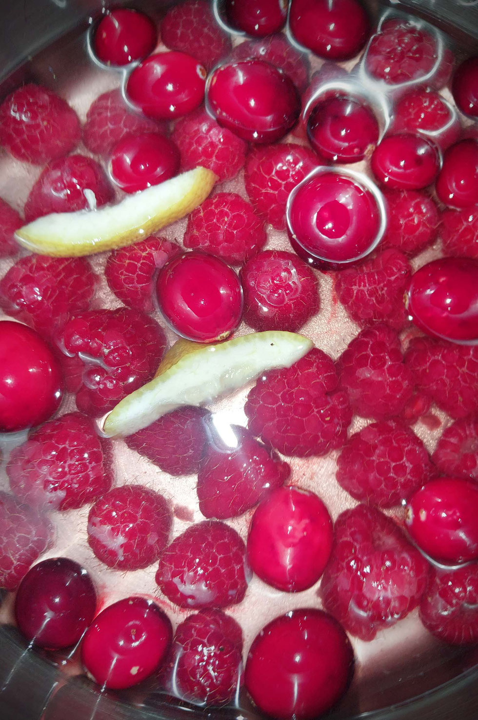 Essig, Fruchtessig, Balsam, Balsamessig, Früchte, Mango, Basilikum, Himbeeren, Cranberries, Rezept, selber machen, diy, Kräuterhexe, Küchenhexe, grüne Hexe,