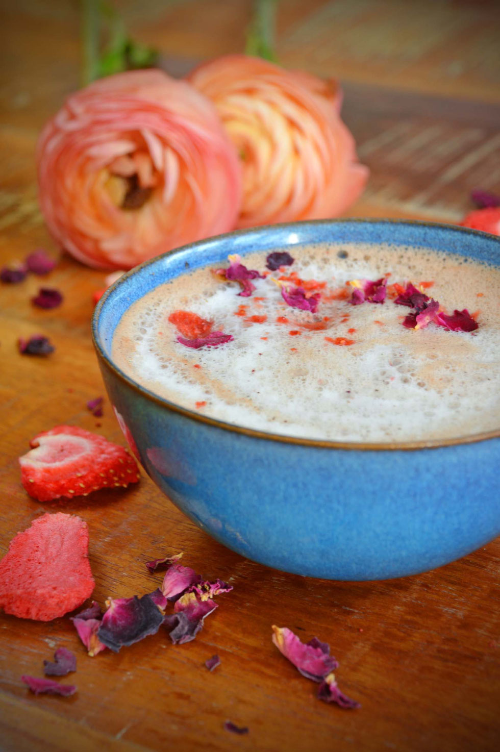 Venus, Moon-Milk, selber machen, Kakao, Shatavari, Ashwagandha, Erdbeeren, Erdbeer-Kakao, Ayurveda, Vanille, Hibiskus, Phytoöstrogene, Indischer Spargel, Wilder Spargel, Indien, Wurzel, weibliche Hormone, hormonausgleichend, Adaptogene, Rasayana,