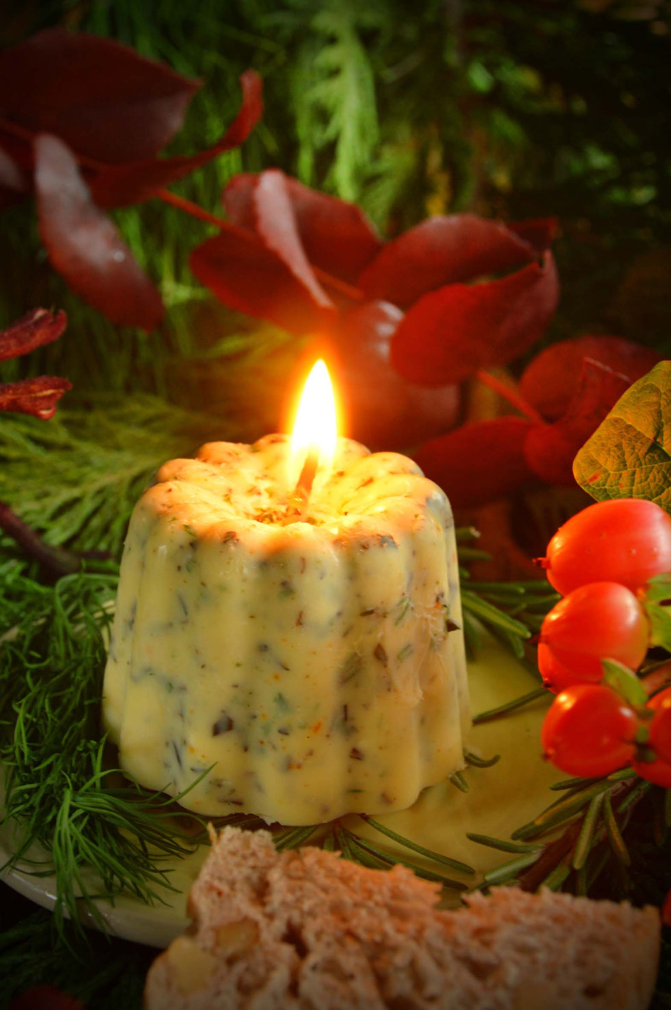 Kräuter, Gartenkräuter, Wildkräuter, Kerze, Butter, Kräuterbutter, Kräuterbutterkerze, Bienenwachsdocht, Rosmarin, Dill, Thymian, essbare Kerze,  Kräuterhexe