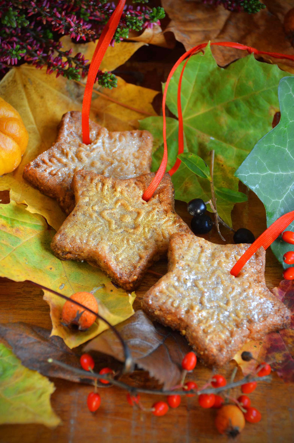 Cookies, Kekse, Haselnuss, Haselnüsse, Tulsi, Orangenschale, Gewürze, Zimt, Kardamom, Weihnachten, Advent, Winter, Heiliges Basilikum, Adaptogen, Backen, Rezept, grüne Hexe, Küchenhexe