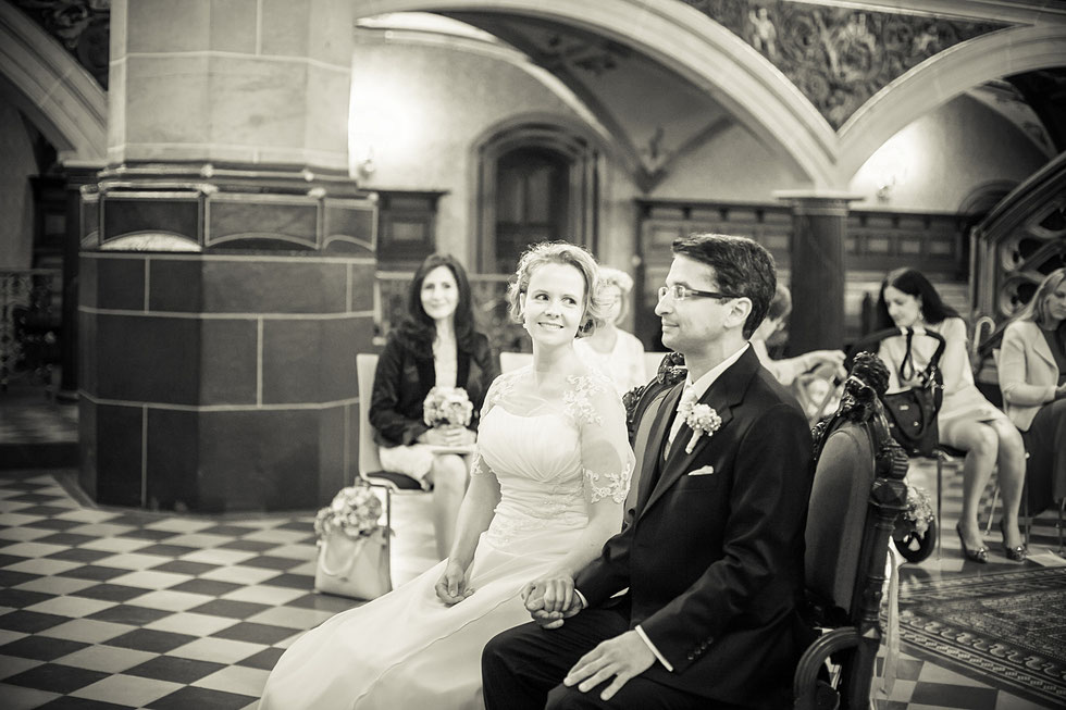 Hochzeitsfotograf Dresden, Hochzeit Schloss Albrechtsberg, Hochzeit Marienkirche Pirna, Hochzeit St. Marien Pirna, Taufe St. Marien Pirna, Hochzeit und Taufe Dresden, Hochzeit Schloss Albrechtsberg Dresden, was kostet ein Hochzeitsfotograf, Hochzeitsfotos