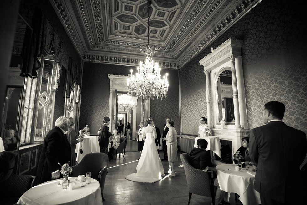 Hochzeitsfotograf Dresden, Hochzeit Schloss Albrechtsberg, Hochzeit Marienkirche Pirna, Hochzeit St. Marien Pirna, Taufe St. Marien Pirna, Hochzeit und Taufe Dresden, Hochzeit Schloss Albrechtsberg Dresden, was kostet ein Hochzeitsfotograf, Hochzeitsfotos