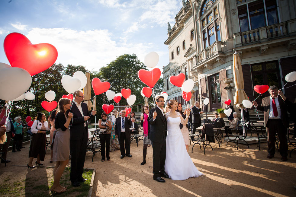 Hochzeitsfotograf Dresden, Hochzeit Schloss Albrechtsberg, Hochzeit Marienkirche Pirna, Hochzeit St. Marien Pirna, Taufe St. Marien Pirna, Hochzeit und Taufe Dresden, Hochzeit Schloss Albrechtsberg Dresden, was kostet ein Hochzeitsfotograf, Hochzeitsfotos