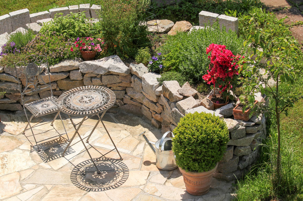 *Beispielfoto Gartenbau