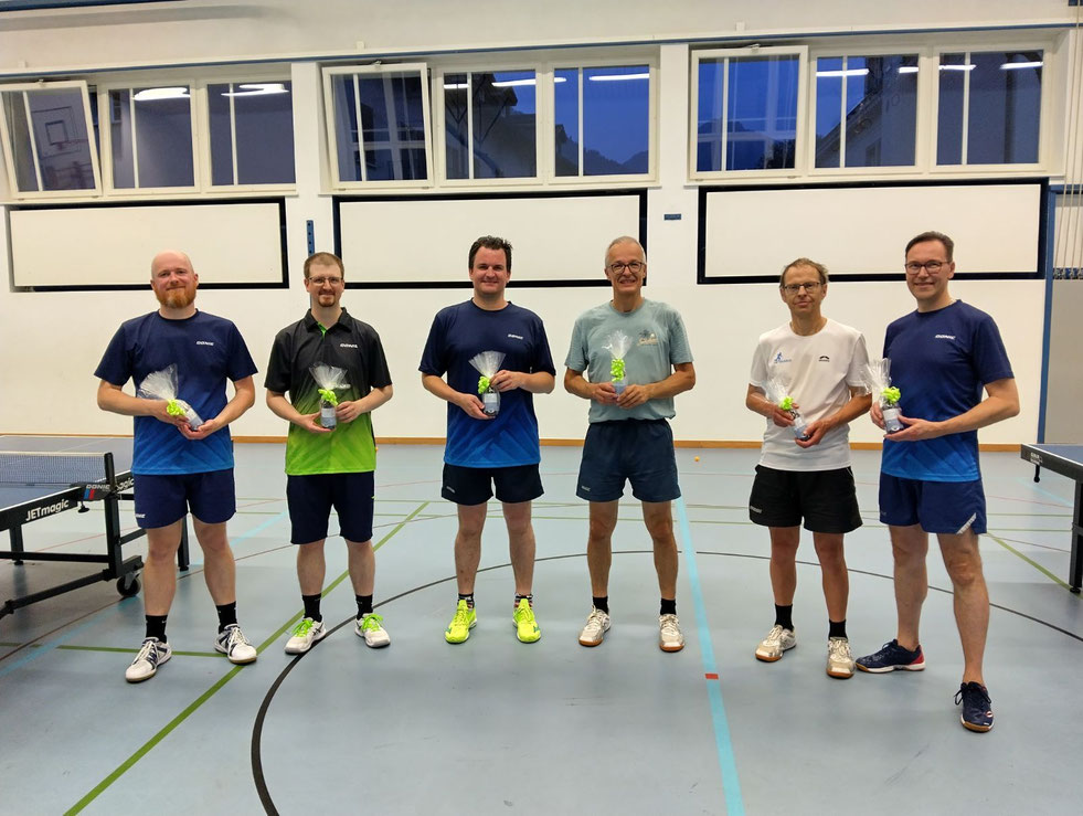 Das Finale der Doppel-Clubmeisterschaft 2025 v.l.n.r: 2te Ben Büche und Kaspar Schegg, Sieger Simon Horat und Erwin Moro, 3te Franz Lacher und Roger Brunner..