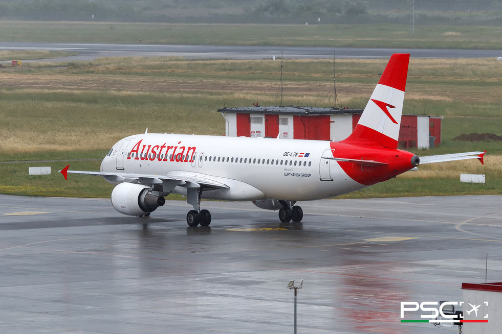 OE-LZB Airbus A320-214 3268  cfm56-5B4/P  Austrian Airlines (GECAS) 2007 @ Tirana TIA 05 2026 © Piti Spotter Club Verona