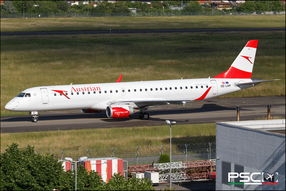 OE-LWF Embraer ERJ 195 LR 19000447  CF34-10E6  Austrian Airlines 2011  @ Tirana TIA 05 2026 © Piti Spotter Club Verona