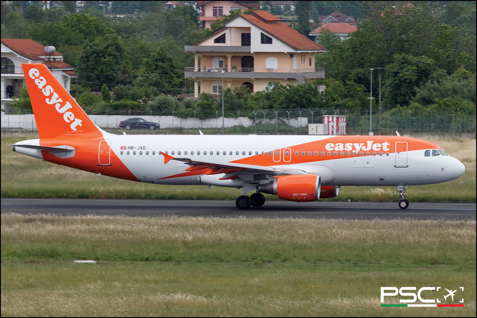 HB-JXD Airbus A320-214 5150  CFM56-5B4/3  easyJet Switzerland SA 2011 @ Tirana TIA 05 2026 © Piti Spotter Club Verona