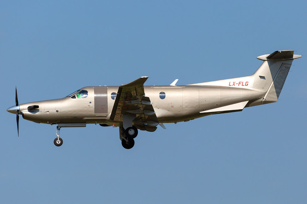 LX-FLG Pilatus PC-12/47E 1912    Jetfly Aviation S.A. 2019  @ Barcellona BCN 09 2025 © Piti Spotter Club Verona