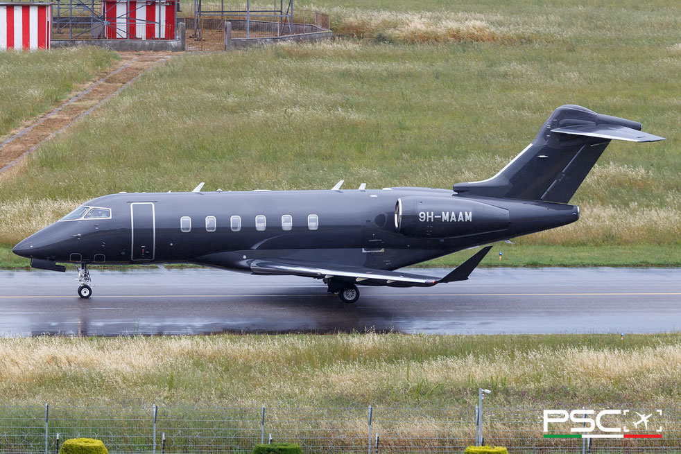 9H-MAAM Bombardier Challenger 3500 20999  AS907-2-1A  Avcon Jet Malta 2024 @ Tirana TIA 05 2026 © Piti Spotter Club Verona