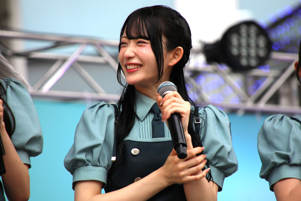 仲俣美希の「学園天国」を笑顔で見守る橋本真希